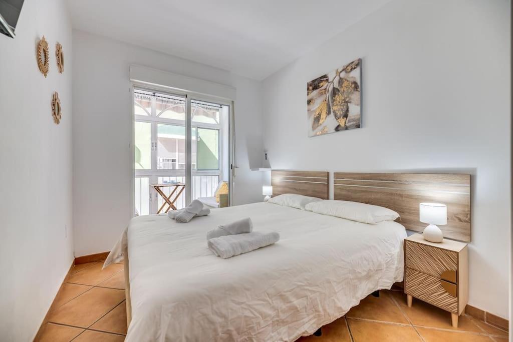 Encantador Apartamento Cerca Del Mar Malaga Bagian luar foto
